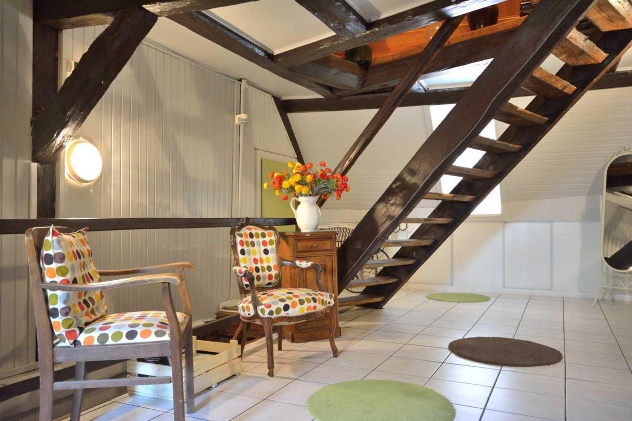 Chez Cecile Bed And Breakfast Chez Le Vigneron Colmar Exterior foto