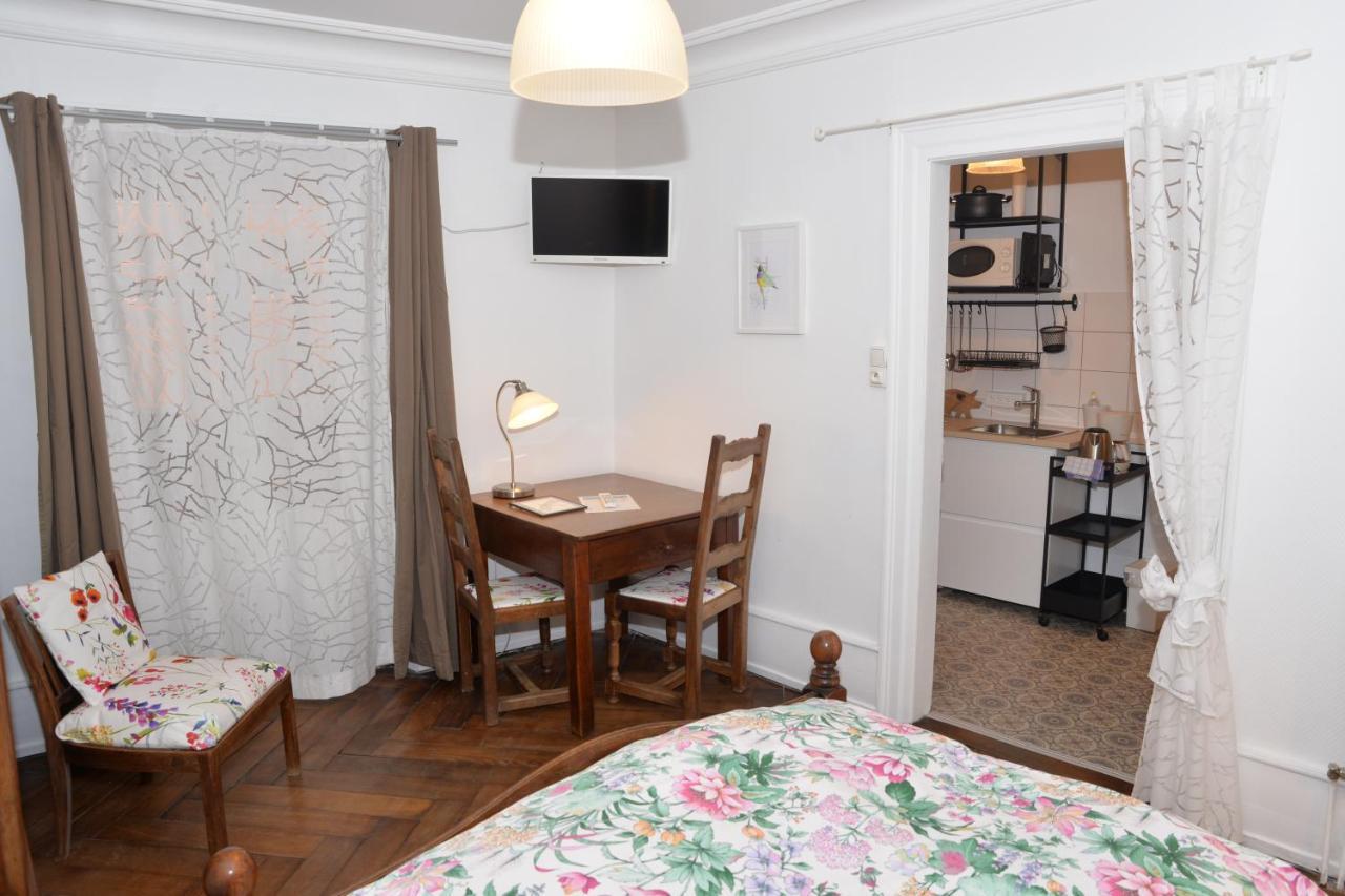 Chez Cecile Bed And Breakfast Chez Le Vigneron Colmar Exterior foto